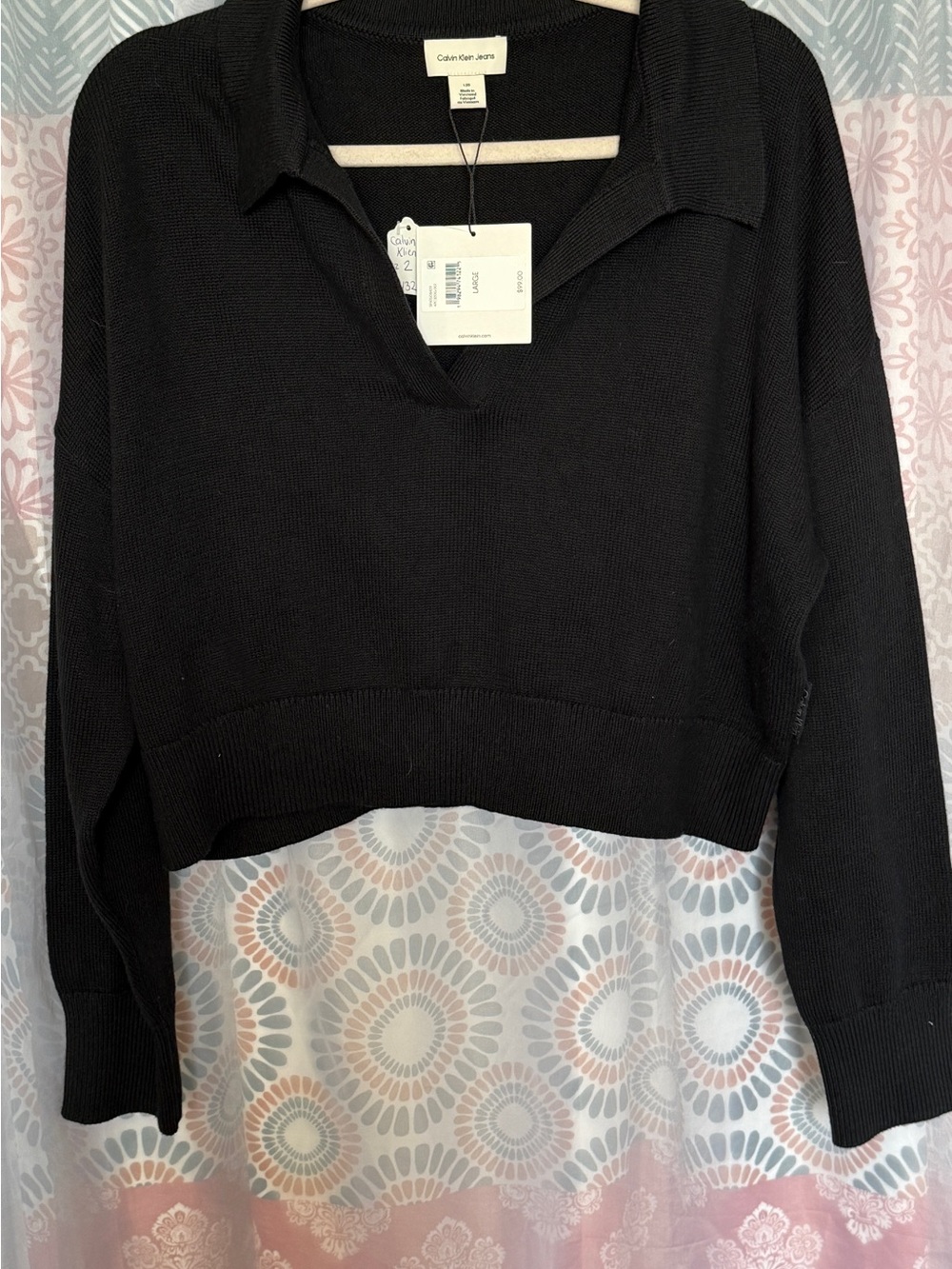 NWT Calvin Klein Black V-Neck Cropped Collared Sweater